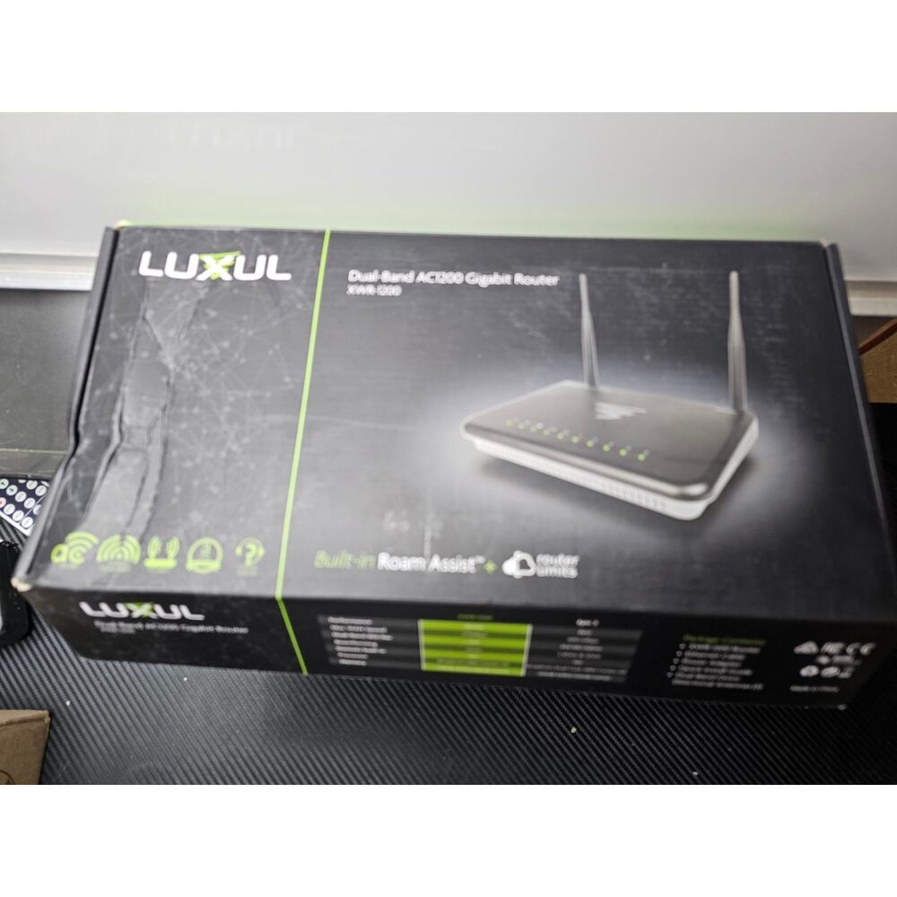 Luxul XWR-1200 Dual-Band AC1200 Gigabit Router